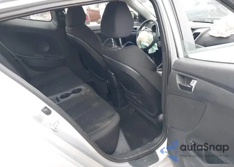 2013 Hyundai Veloster Base W/Black z USA, uszkodzony, nr VIN KMHTC6AD8DU096527